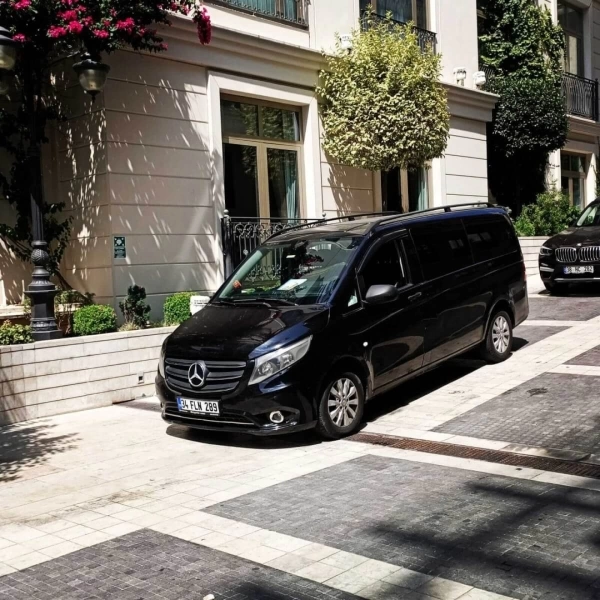 vito-car.jpg